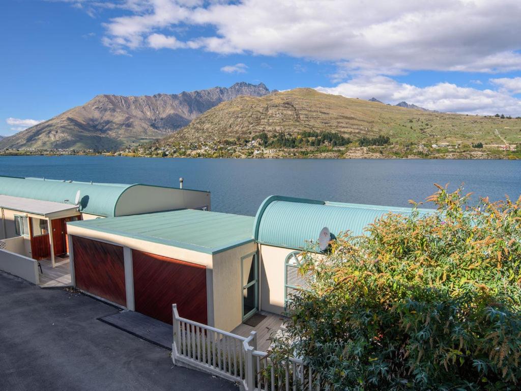קווינסטאון Lakefront Living At Remarkables Retreat - Unit 4 מראה חיצוני תמונה