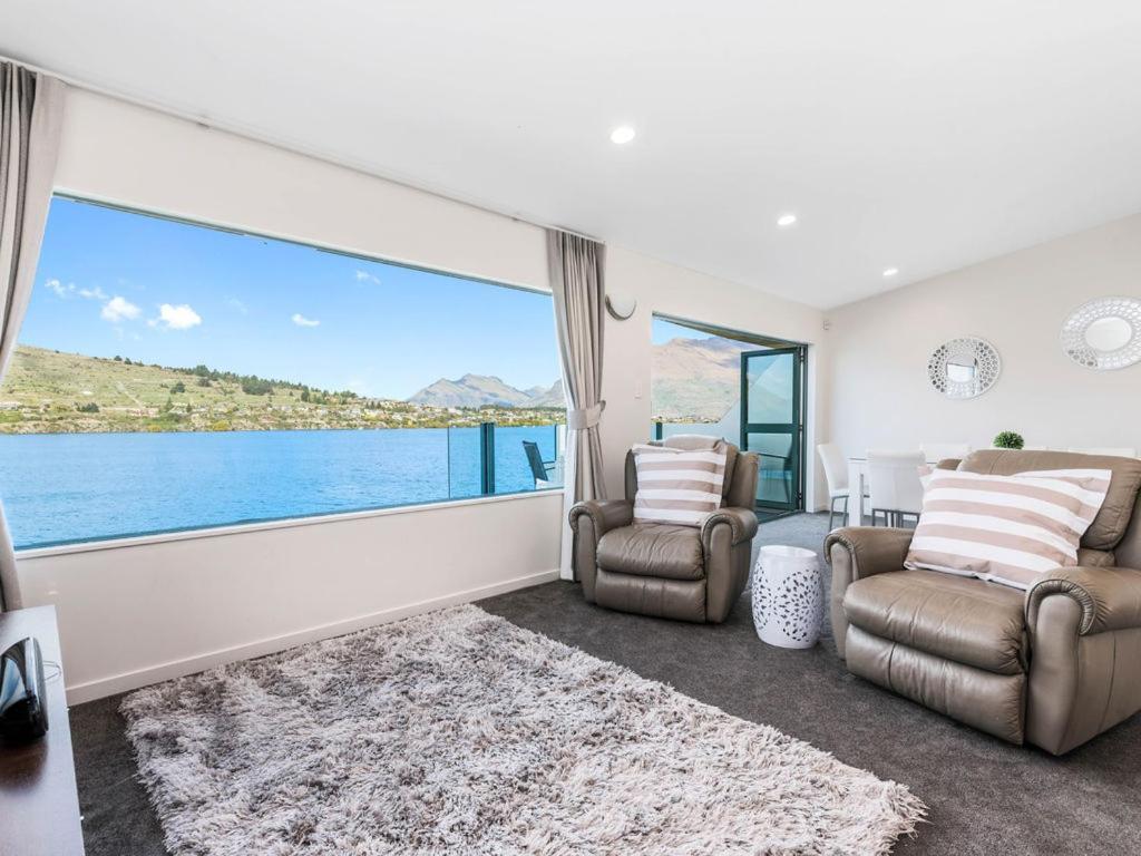 קווינסטאון Lakefront Living At Remarkables Retreat - Unit 4 מראה חיצוני תמונה